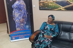 The-PS-was-equally-honoured-as-the-SERVICOM-Woman-of-the-Year-2021.